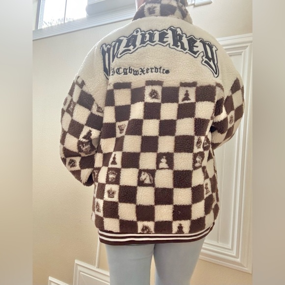 Brown and Cream Checkered Fleece Jacket - Picture 4 of 9